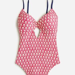 Twist-NWT J.Crew front keyhole one-piece swimsuit in pink stamp floral